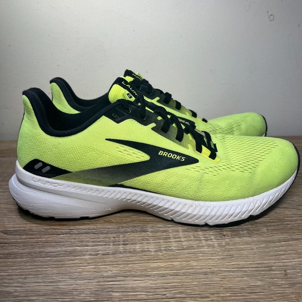 Brooks Launch 8 Mens Shoes Yellow Black Size 8.5 Athletic Running Sneakers